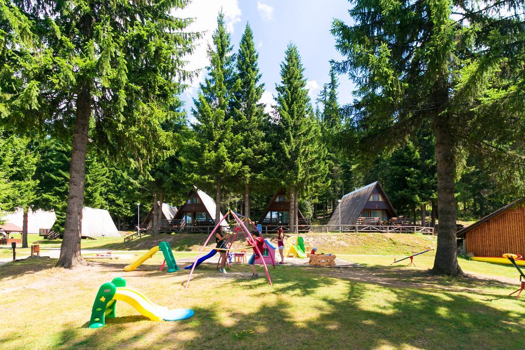 Romantica Forest Курортний комплекс 3*